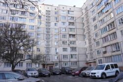 �������� 3-������� �������� 70 �² �� 7 ������ 9-����������� ������� �� ���. �����������, 28 (���������� �����). ���� 14