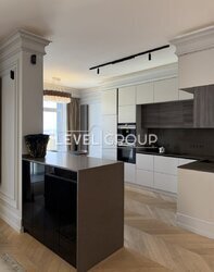 ����������� ����������� ������������ �������� ������ 120,4 �² �� 15 ������ � 17 � ����������� ������� �� ���. ѳ����� ��������, 44-�. ���� 4