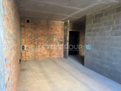 2 772  ײ  472 1102  Dibrova Park  7