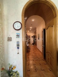 Трикімнатна квартира у самому серці Києва. Будинок пам'ятник архітектури. фото 10 Трикімнатна квартира у самому серці Києва. Будинок пам'ятник архітектури. фото 10