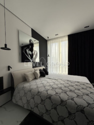 ������ ������������ �������� 61 �. �� �����-����� 'Greenville Park' ���� 32