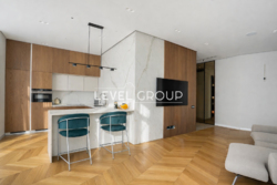 ������ 3-������� �������� | ������� | �� Park Stone ���� 2