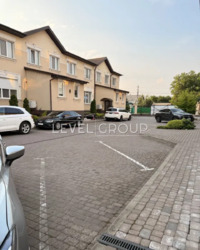 ������ 2-� �������� � �� ����� ����� 'Cappuccino House' ���� 18