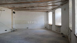 Продаж 1кім кв 80м2 ВИД!!! НА Андріївський узвіз, Перший поверх ЦЕНТР. фото 4 Продаж 1кім кв 80м2 ВИД!!! НА Андріївський узвіз, Перший поверх ЦЕНТР. фото 4