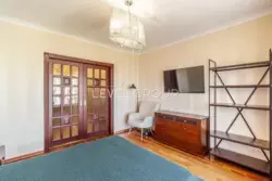 Простора, видова 2-х кімнатна квартира на проспекті Валерія Лобановського 4А фото 10 Простора, видова 2-х кімнатна квартира на проспекті Валерія Лобановського 4А фото 10