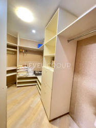 ������ 3� ������� �������� 113 �2 (�. ��������), �� ������. ���� 20