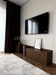 ����������� �� ������� ������� �������� ������ 42 �² (4 ����) �� 13 ������ � ������� ˳������ � �� ����� ������. ���� 14