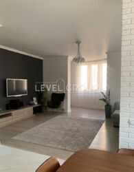 ������ 3-� �������� 107 �2, ���.� .�������� 30, �������, �������� ���������� ����� ���� 3