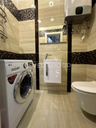 ����������� �� ������ 2-������� �������� �� ������� �������� �������� �������� 9�, ��������� ������ 70.8 �2. ���� 13