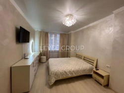   2    Sofia Residence,    7