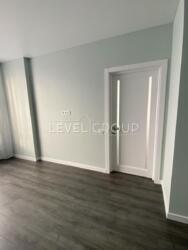 Продаж однокімнатної квартири в ЖК Варшавський 3 фото 4 Продаж однокімнатної квартири в ЖК Варшавський 3 фото 4