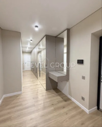 ������ 2-� �������� � �� ����� ����� 'Cappuccino House' ���� 10