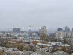 ������ 3-������� �������� � �� Taryan Towers ���� 15