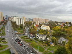  2-    White Lines  9