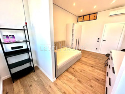  2       Manhattan City ( ѳ)  7