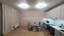  2-    SKY AVENUE  3