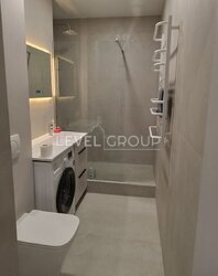 ������ ������� �������� � ������������� �������� � �� �Svitlo Park�, ���� 6