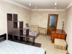 ������ 1� ��������, ����� 42�2. �� ������� ���. ����� ������� 20� (�������), ������������� �����. ���� 6