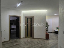 Простора світла 3-кімнатна квартира з дизайнерським ремонтом. фото 6 Простора світла 3-кімнатна квартира з дизайнерським ремонтом. фото 6