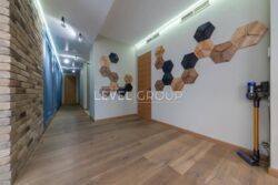 ������������ 4�(143�2) � �� Art Hall (���.���������-���������� 21) �.����� ������ ���� 14