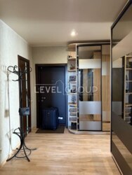 �������� 3-������� �������� 78 �² � ������������� �������� � ��������� ������� ���� 14