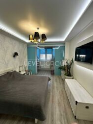 Продаж 3 кімнатної квартири біля метро Харківська фото 3 Продаж 3 кімнатної квартири біля метро Харківська фото 3