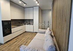 2-������� ��������, ������ 86��. �., �� ������� ����, ���. ������������, 45, ���� 4