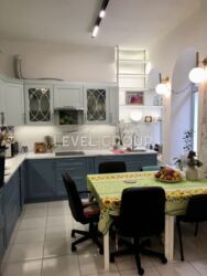 ������ 3 ��. ��������, ���. �. �������������, 9, ��� ���� 1