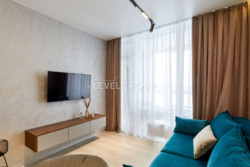 ������ 1-������� �������� � �������� � �� ����������� ���� ���� 2