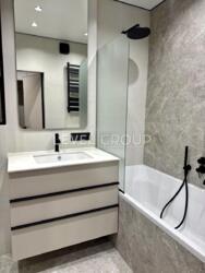 ������ 3-������� �������� � �� White Lines ���� 7