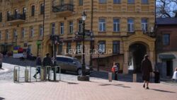 Продаж 1кім кв 80м2 ВИД!!! НА Андріївський узвіз, Перший поверх ЦЕНТР. фото 2 Продаж 1кім кв 80м2 ВИД!!! НА Андріївський узвіз, Перший поверх ЦЕНТР. фото 2