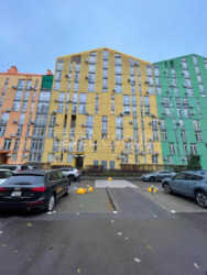  82/96 2  Comfort Town.  .   .  1