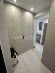 ��������� ������� ��������-�����, �� UNO City, ���. ����� ����� 25, ������������� ����� ���� 7