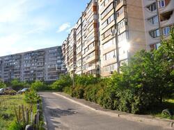 Простора 3-кімнатна квартира з двома лоджіями, вул. Милославська, 23 фото 23 Простора 3-кімнатна квартира з двома лоджіями, вул. Милославська, 23 фото 23