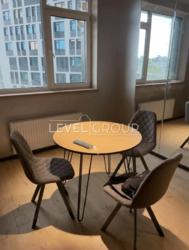 Manhattan City        6