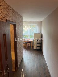 Продаж затишної 1к квартири 33.8 м², вул. Василя Кучера 2А, Святошинський р-н фото 3 Продаж затишної 1к квартири 33.8 м², вул. Василя Кучера 2А, Святошинський р-н фото 3
