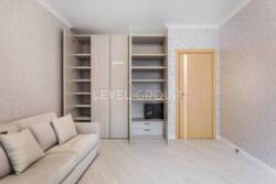     EINSTEIN Concept House,    11