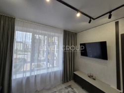 Стильна Студія 26 м² у ЖК «Молодість» фото 5 Стильна Студія 26 м² у ЖК «Молодість» фото 5