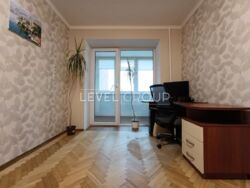 Продаж стильної квартири 2-к по вулиці Архипенка 2/12., в самому серці Оболоні. фото 9 Продаж стильної квартири 2-к по вулиці Архипенка 2/12., в самому серці Оболоні. фото 9