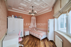 Ексклюзивна квартира з коштовним класичним інтер’єром фото 19 Ексклюзивна квартира з коштовним класичним інтер’єром фото 19