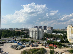 ������ �. ��������� ���. (��������� ���������), 11� SKY AVENUE. ���� 14