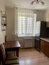 ������ 1-������� �������� ���. ��������, 21 (10�15 �� ���� �� ����� ���������) ���� 27