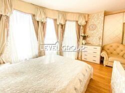  1- , .  ̳,  Avenue 14-16  12