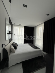 ������ ������������ �������� 61 �. �� �����-����� 'Greenville Park' ���� 34