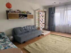 ������ 3� ������� �������� � ����� �������, ����������� �� ������� �������� ������� 12� ���� 4