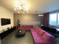 Продам 2 кімнатну квартиру ЖК Смарагдовий Изумрудный фото 1 Продам 2 кімнатну квартиру ЖК Смарагдовий Изумрудный фото 1