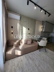 Продаж однокімнатної квартири ЖК Варшавський 2 з дизайнерським ремонтом фото 1 Продаж однокімнатної квартири ЖК Варшавський 2 з дизайнерським ремонтом фото 1