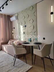 Продаж однокімнатної квартири ЖК Варшавський 2 з дизайнерським ремонтом фото 2 Продаж однокімнатної квартири ЖК Варшавський 2 з дизайнерським ремонтом фото 2