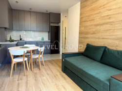  ,    Center,  ,  , 58,   4