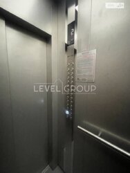 ������ 3-� �������� � �� ������ 8 ���� 29